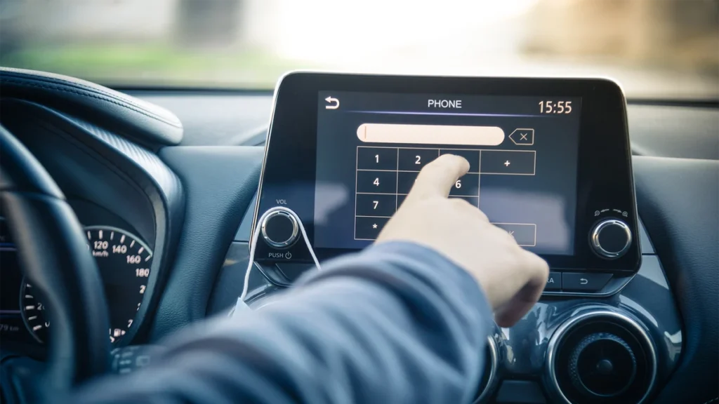 Kyla Lee on Driving.ca: Lorraine Explains: ‘Distracted’ Uber driver charged for accepting order